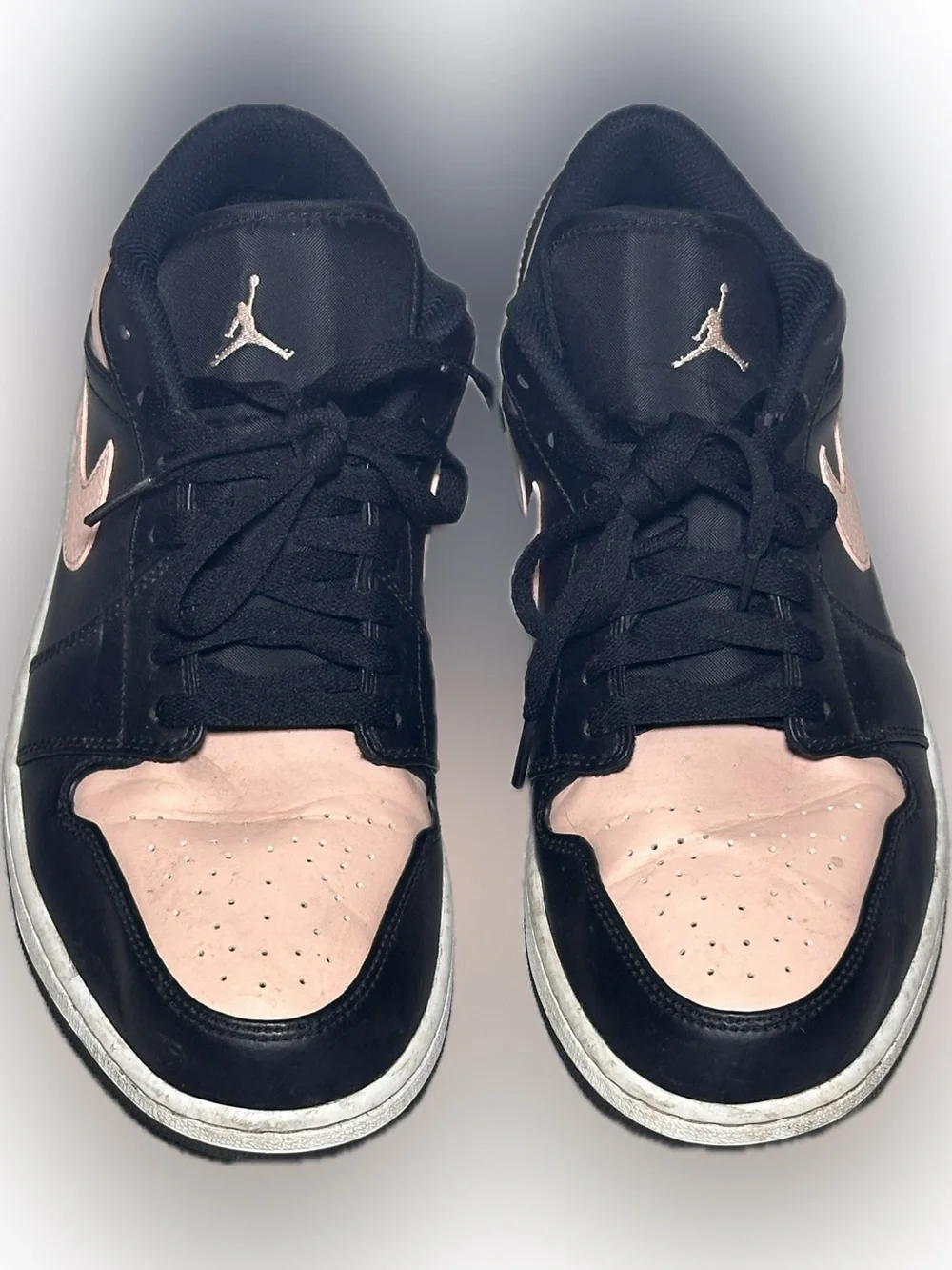 Nike Air Jordan 1 Low sneakers in the 